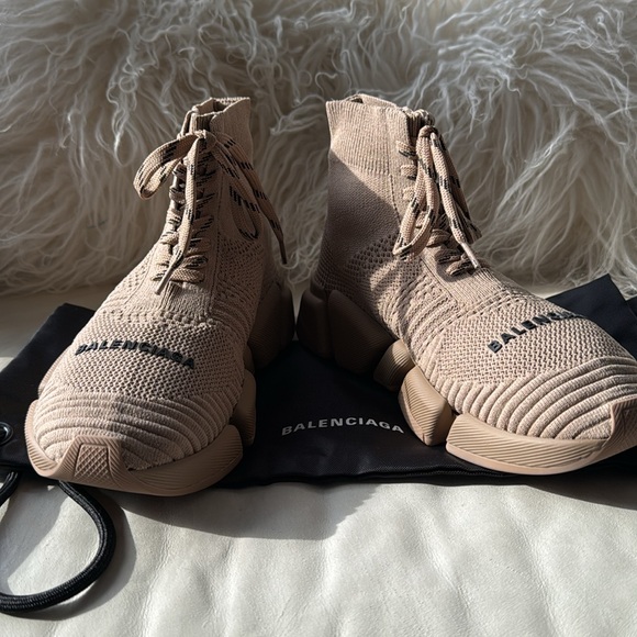 ❌SOLD❌Authentic Beige Balenciaga 2.0 Speed Sneakers - Size 36 NEW - Picture 6 of 8